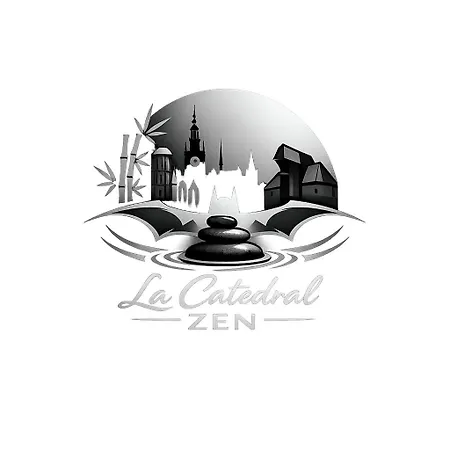 Appartement La Catedral - Zen Garden With Private Sauna & Jacuzzi, Old Town Gdańsk