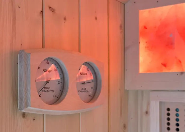 La Catedral - Zen Garden With Private Sauna & Jacuzzi, Old Town